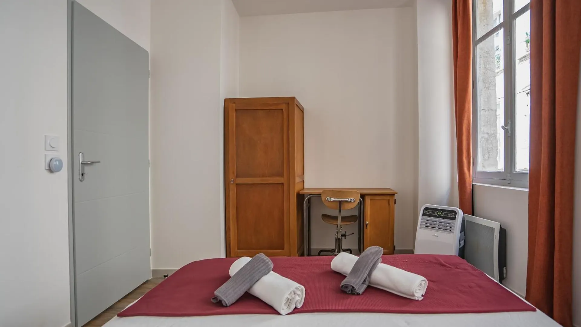 Le Balcon Du Roi Rene Apartment Avignon France
