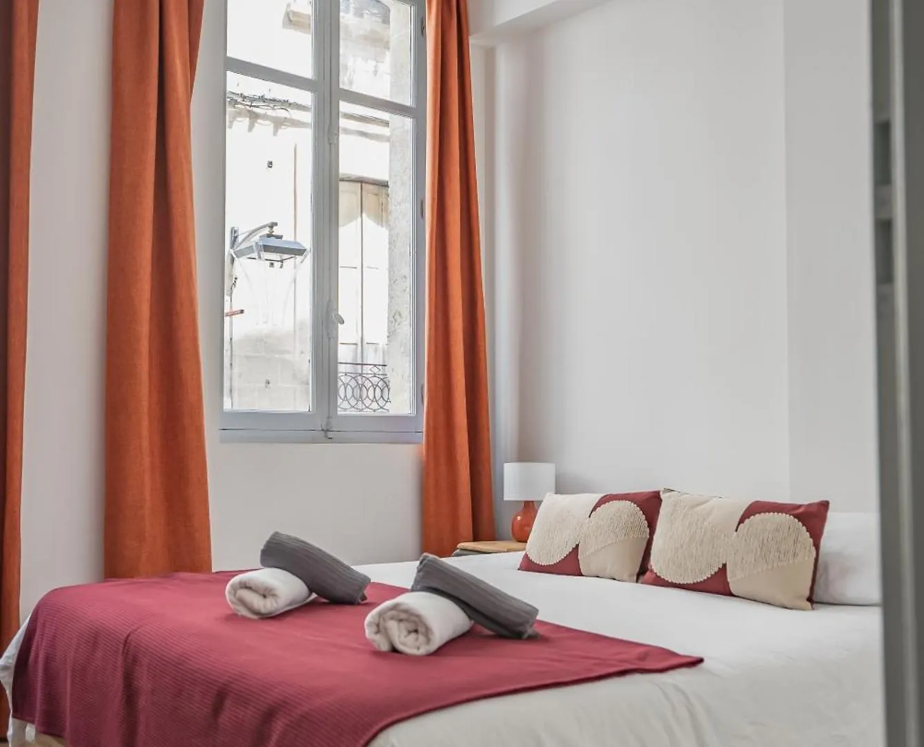 Le Balcon Du Roi Rene Apartment Avignon